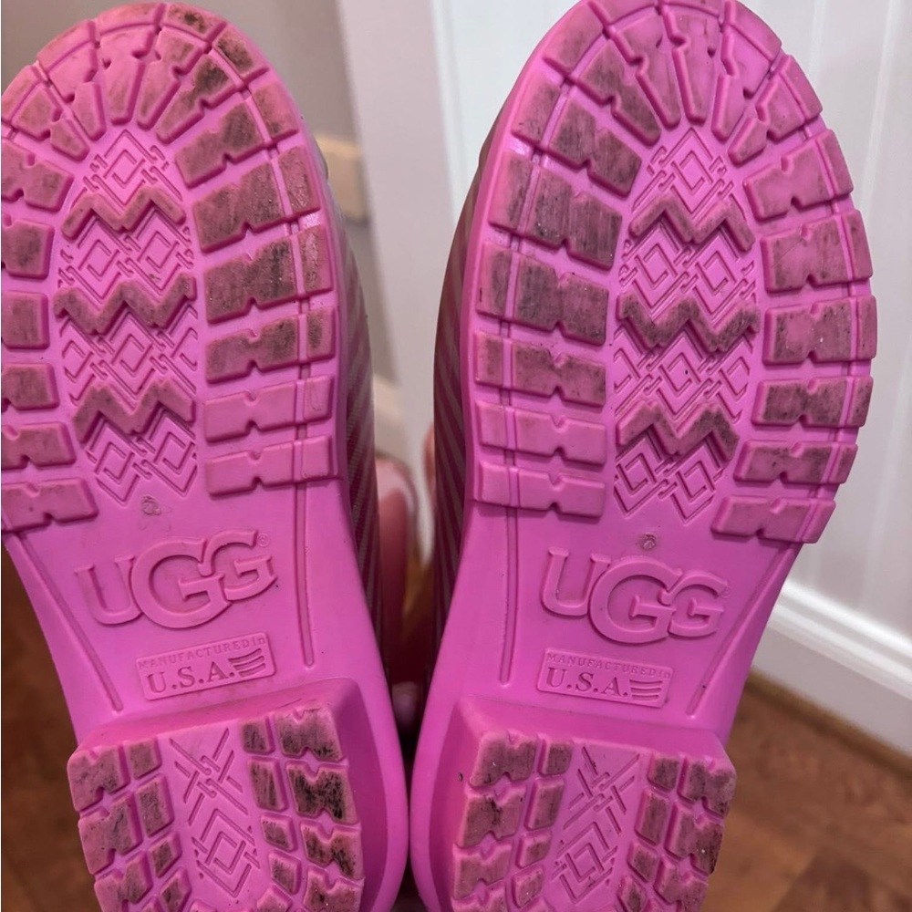 UGG Pink Rain Kids Boots - Picture 4 of 4